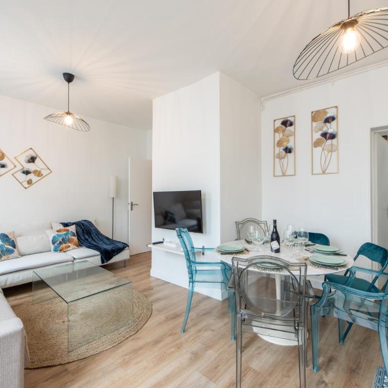 Spacious and bright 2-bedroom large apartment very close to Paris - near metro - Superior Apartment mit 2 Schlafzimmern - 44