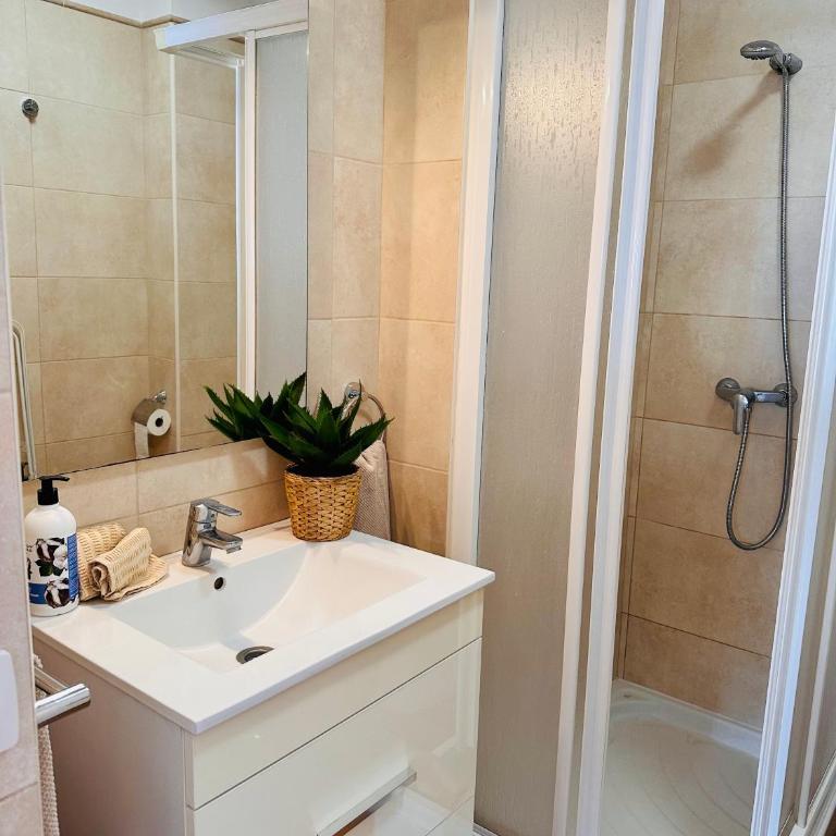 Coqueto estudio con vista al mar - Apartamento Estudio - 12