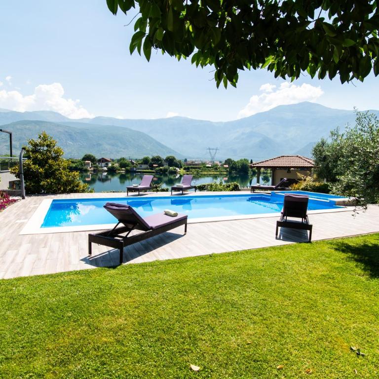 Villa Ana - Two-Bedroom Villa - 17
