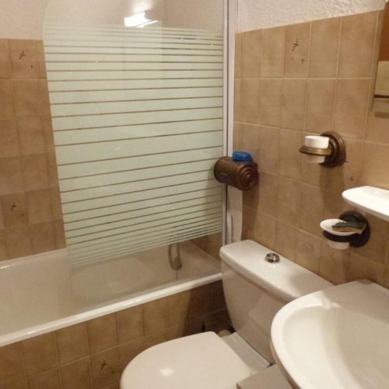 Appartement 2 pièces, 4 pers, balcon, proche des remontées mécaniques - FR-1-676-125 - Appartement - 11