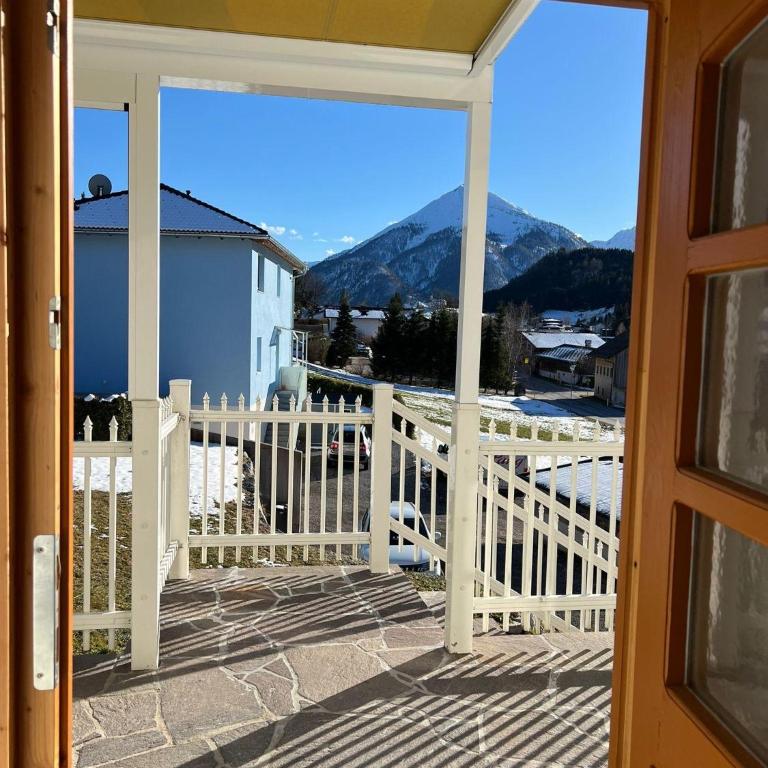 Ferienwohnung Maximilian - Apartment mit Blick auf die Berge - 4