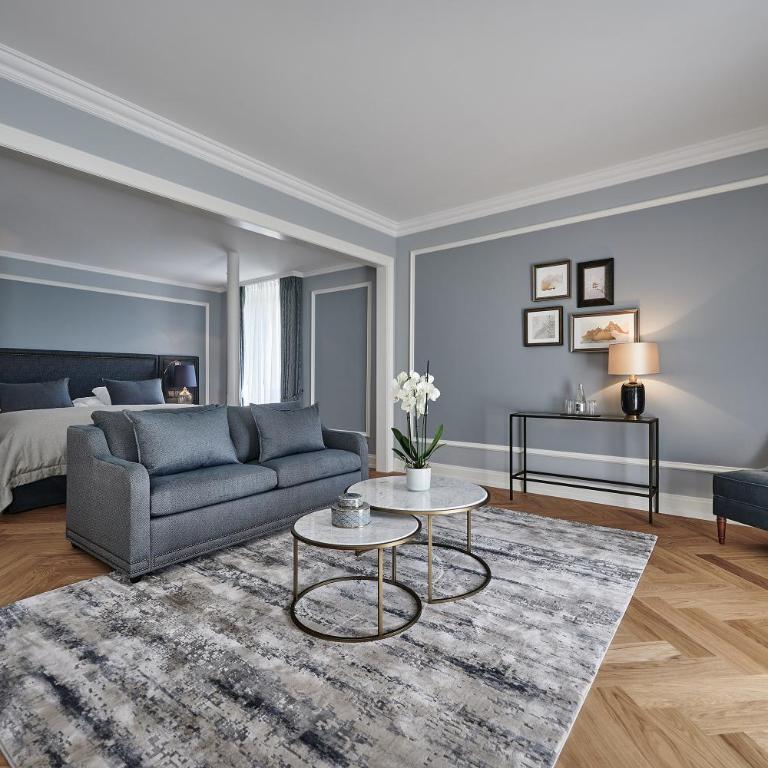 Victoria Jungfrau Grand Hotel & Spa - Deluxe Junior Suite - 2