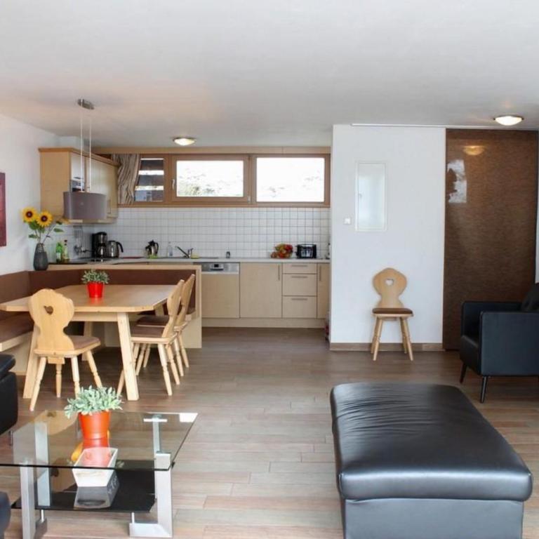 Schöneben Haus Arnika - Maison de Vacances - 17