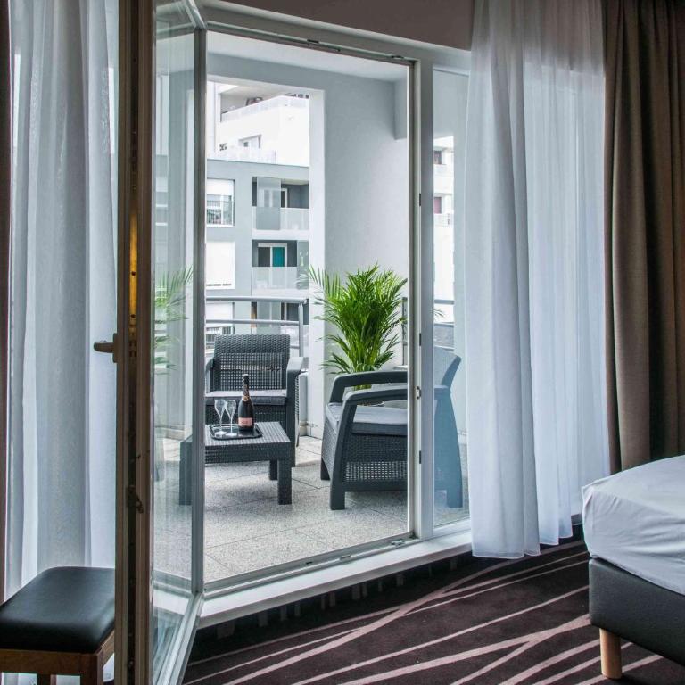 Brit Hotel Strasbourg Le Lodge - Chambre Lits Jumeaux Supérieure - 2
