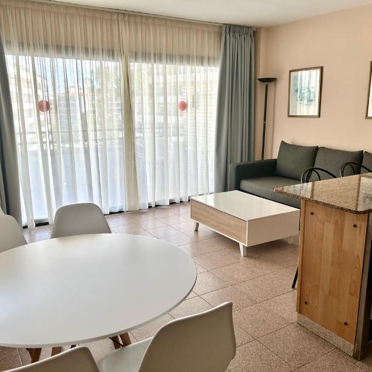 Apartamentos Aventura Salou - Apartamento de 1 dormitorio - 1
