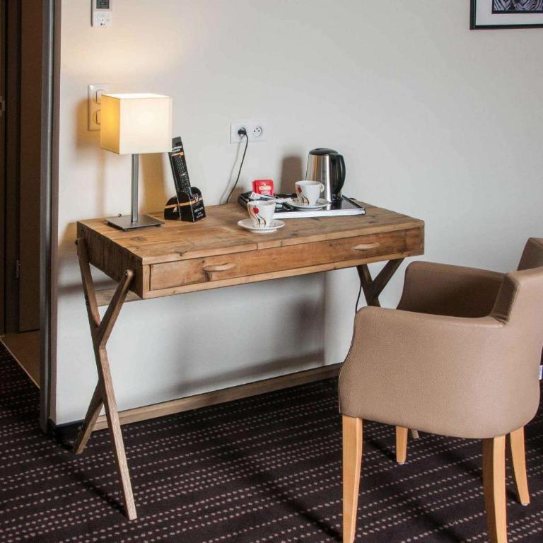 Brit Hotel Strasbourg Le Lodge - Suite - 6