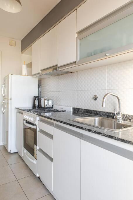 Comodidad y estilo en torre premium de Junín - Apartamento de 1 dormitorio - 19
