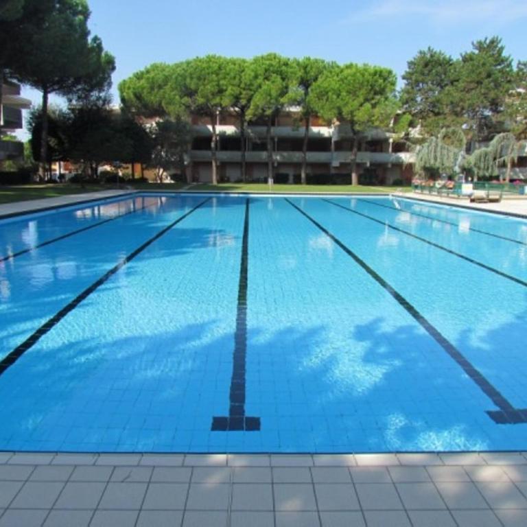 Flat with patio overlooking the pool - Appartamento - 14