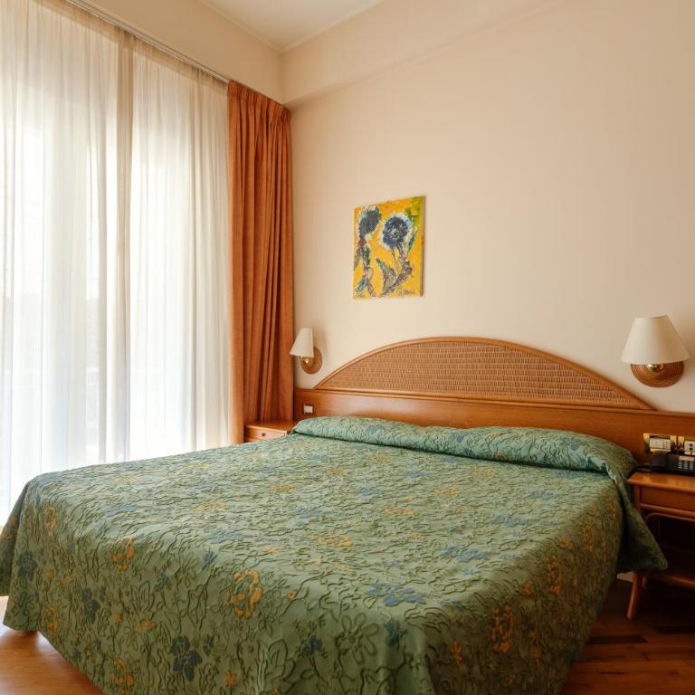Hotel Scogliera - Camera Matrimoniale - 4