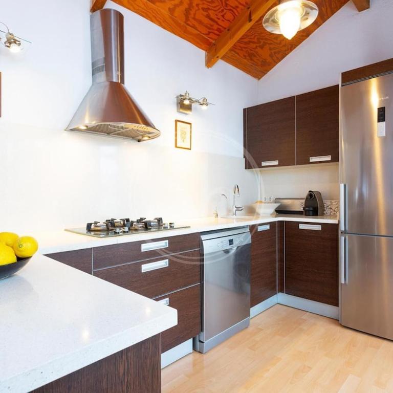 Apartamento con Terraza en Poble Sec - Three-Bedroom Apartment - 22