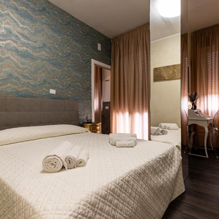 Amy Rooms - Camera Matrimoniale Deluxe - 4