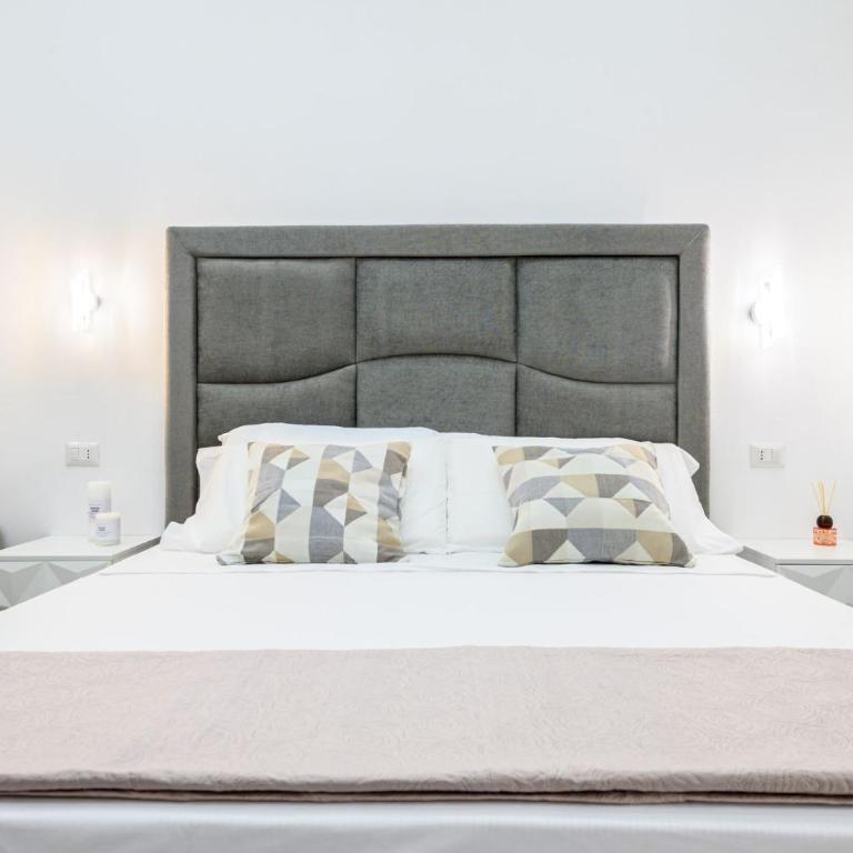 Giordano Suite Center - Camera Quadrupla con Bagno Privato - 18