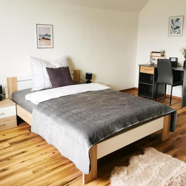 Ferienwohnungen Herschel - Apartment mit 1 Schlafzimmer und Gartenblick - 2