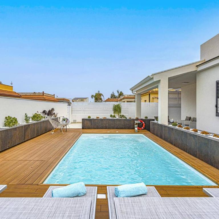 Villa Loredana by Villa Plus - Villa - 13