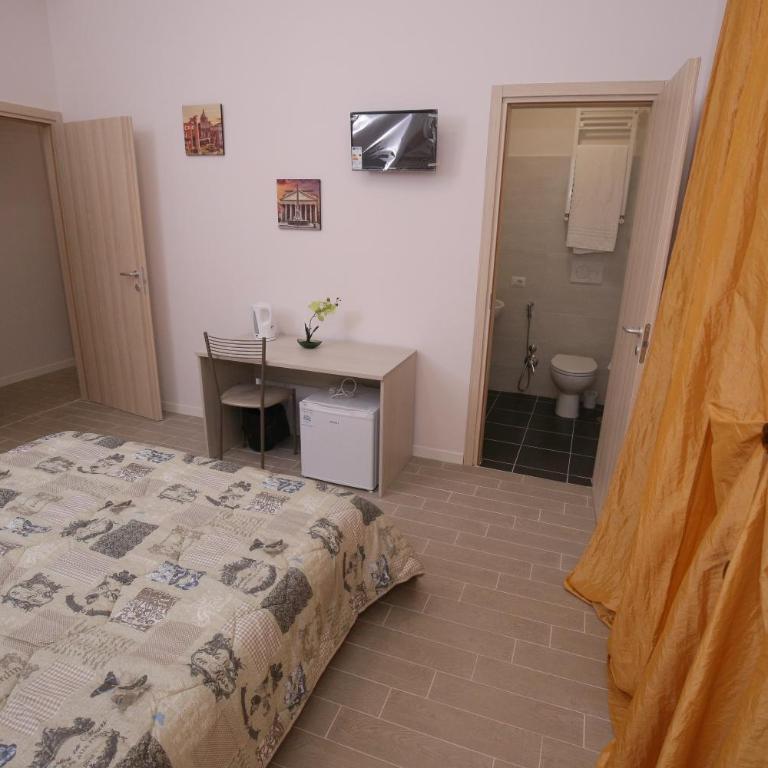 Rooms Monteverde - Camera Matrimoniale con Bagno Privato - 3