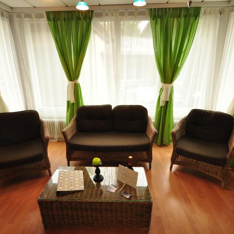 Interlaken Town House Sleeps 12 guests Central - Apartment - Erdgeschoss - 20