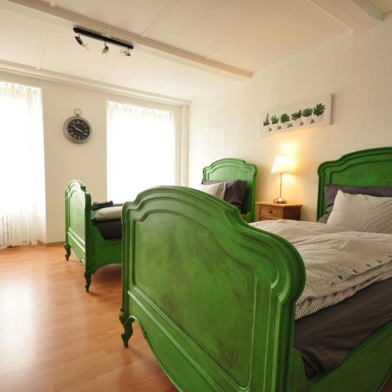 Interlaken Town House Sleeps 12 guests Central - Apartment - Erdgeschoss - 14