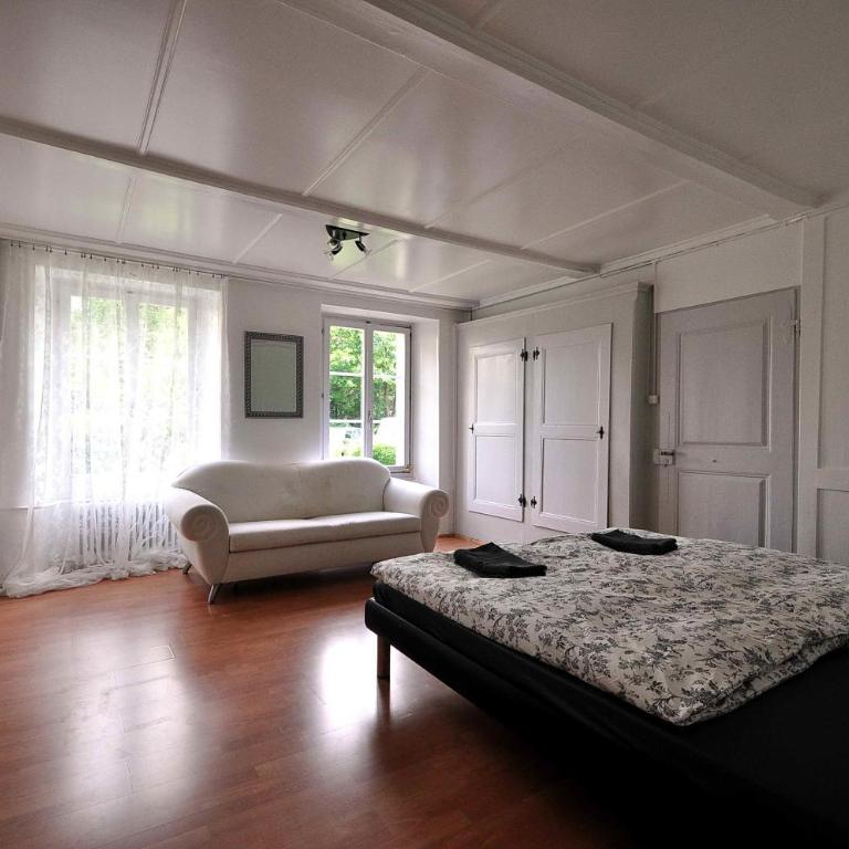 Interlaken Town House Sleeps 12 guests Central - Apartment - Erdgeschoss - 13
