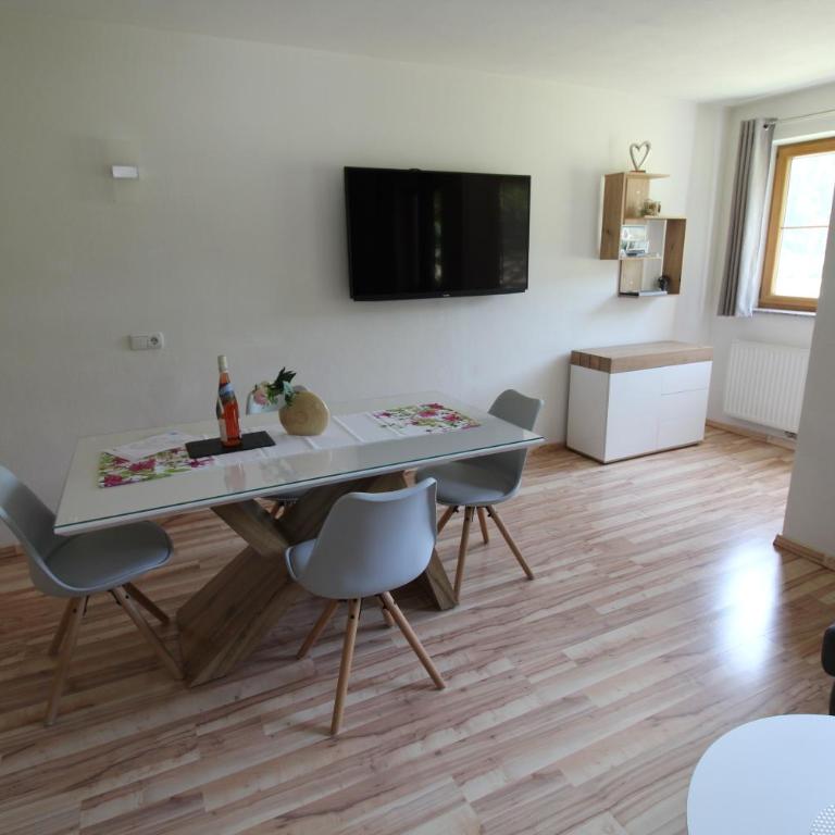 Landhaus Müller - Apartment mit Balkon (2-4 Erwachsene) - 14