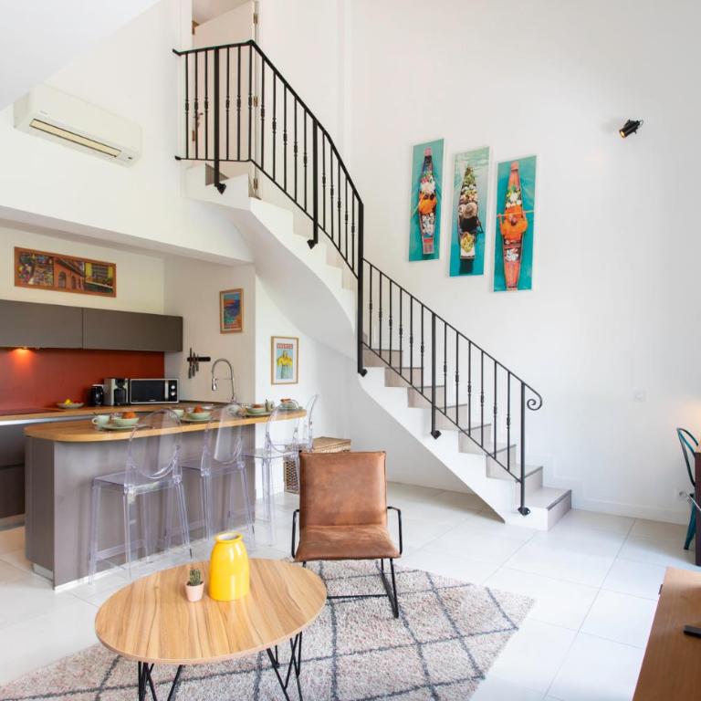 C12 Staywizus - 2 BDR Duplex in Mougins - 2 Parking spaces, AC, Balcony & Pool - Appartement 2 Chambres - 3