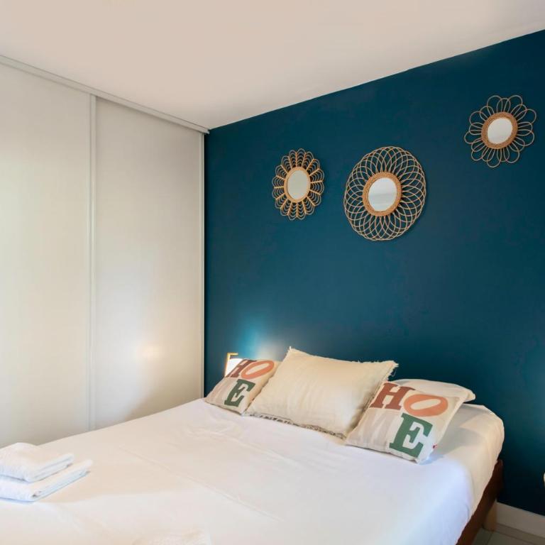 C12 Staywizus - 2 BDR Duplex in Mougins - 2 Parking spaces, AC, Balcony & Pool - Appartement 2 Chambres - 12