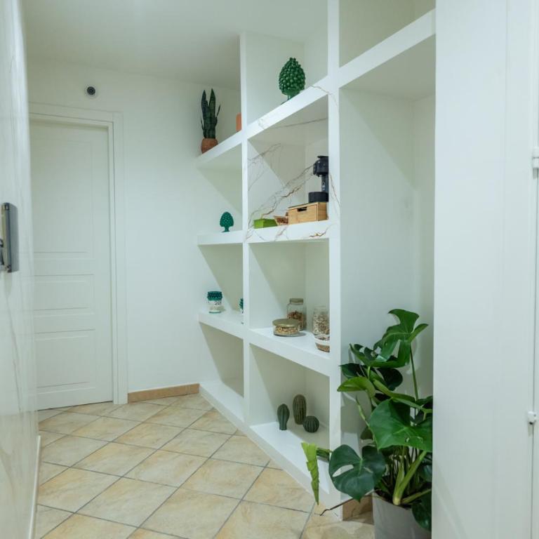 San Giusto Rooms - Camera Matrimoniale con Balcone - 11