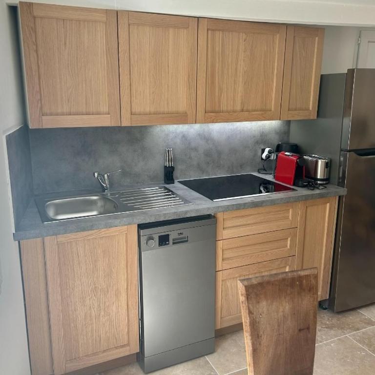 Charmant appartement près de la place des Lices - Apartment mit 1 Schlafzimmer - 6