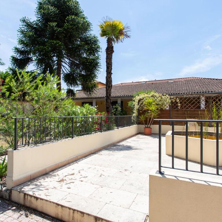 C12 Staywizus - 2 BDR Duplex in Mougins - 2 Parking spaces, AC, Balcony & Pool - Appartement 2 Chambres - 42