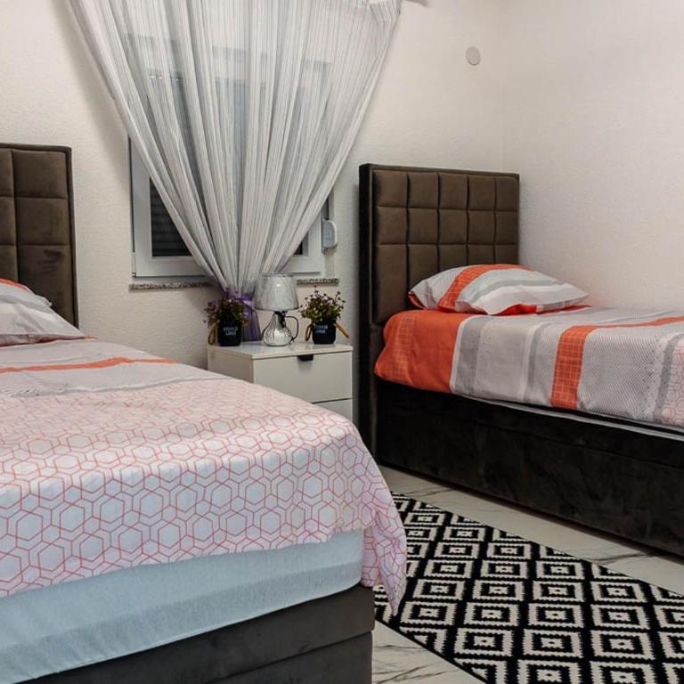 Una deluxe home ELLA - Three-Bedroom Villa - 30