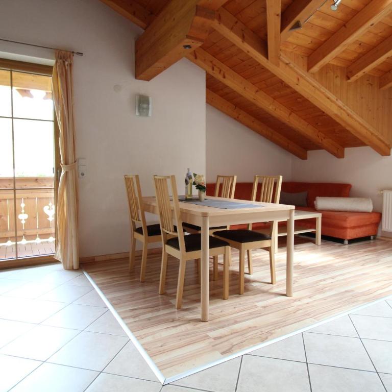 Landhaus Müller - Apartment mit Balkon (2-4 Erwachsene) - 15