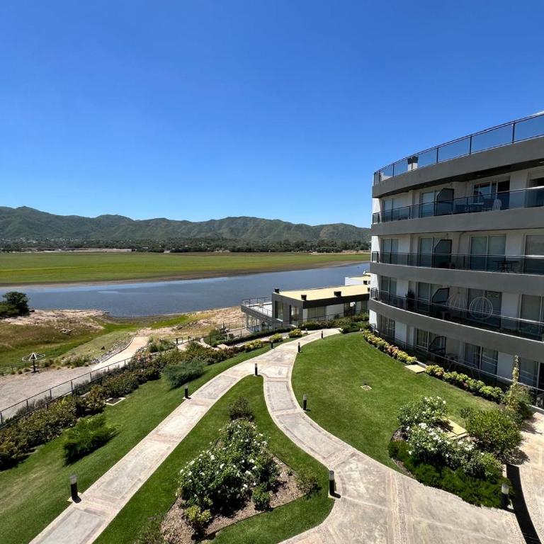 departamento complejo Veneto Village vista al lago - Apartamento de 1 dormitorio - 1