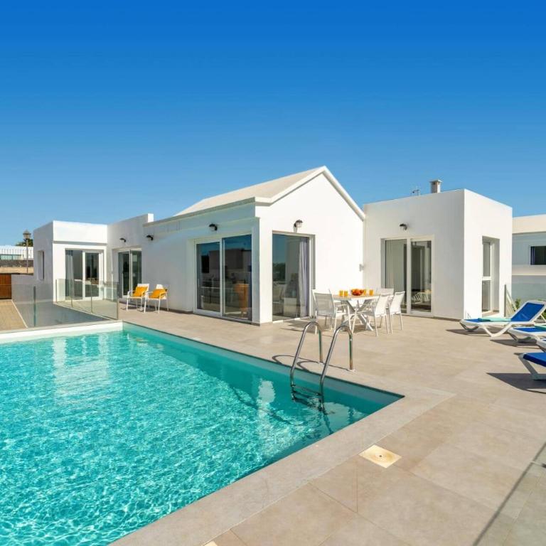 Villa Milano by Villa Plus - Villa - 1