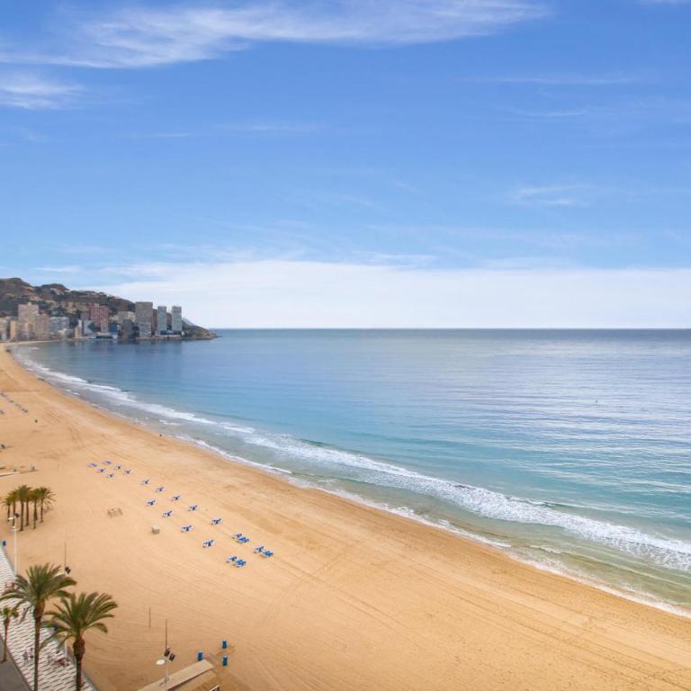 2 Bedroom Lovely Apartment In Benidorm - Two-Bedroom Apartment - 15