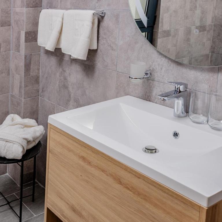 Hotel AQUILO - Standard Double or Twin Room with Sea View - 25