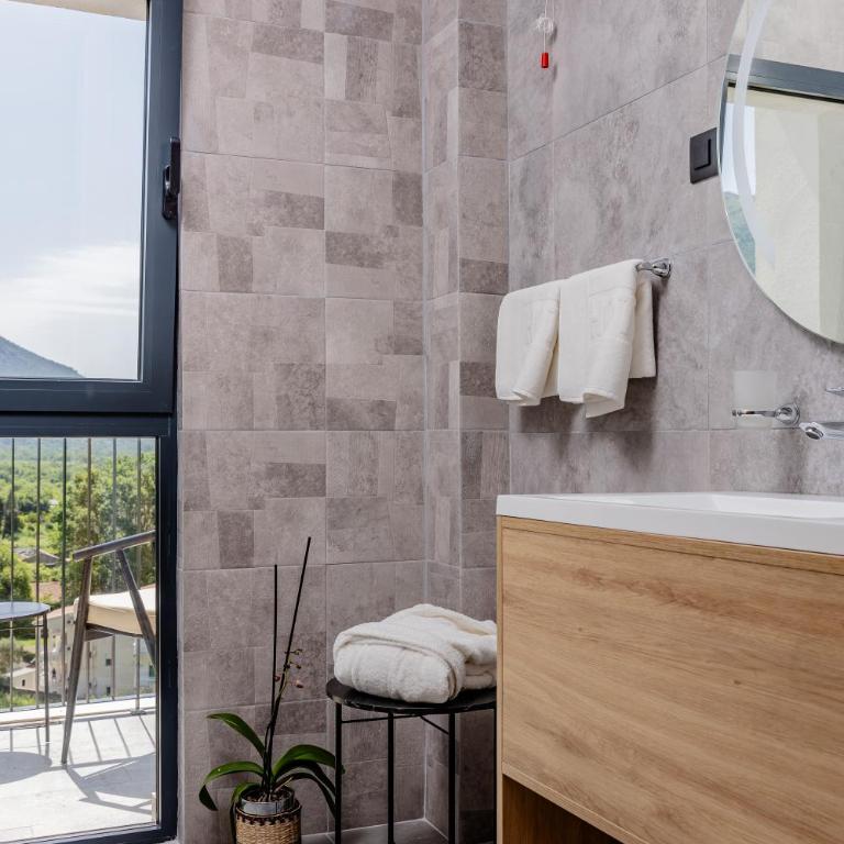 Hotel AQUILO - Standard Double or Twin Room with Sea View - 6
