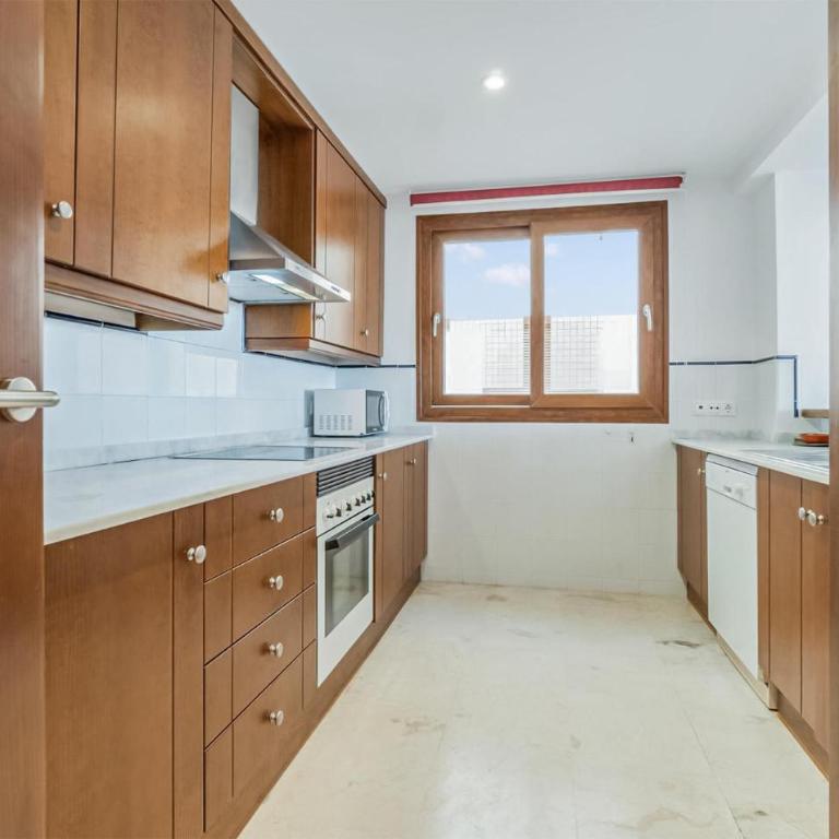 Beautiful Apartment In Torrevieja - Apartamento de 2 dormitorios - 6