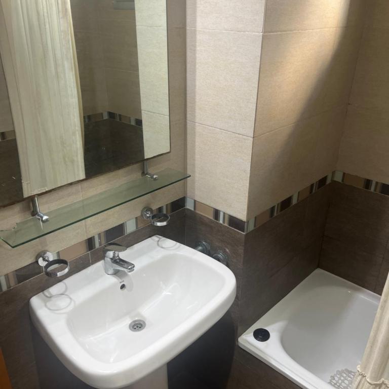 Amplio y luminoso departamento zona centrica - Apartamento de 1 dormitorio - 5