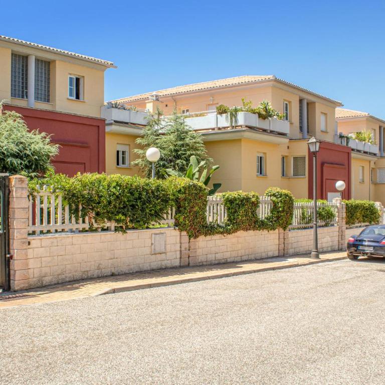 2 Bedroom Awesome Apartment In Marbella - Apartamento de 2 dormitorios - 9