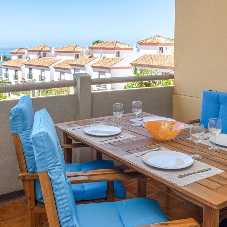 2 Bedroom Awesome Apartment In Marbella - Apartamento de 2 dormitorios - 2