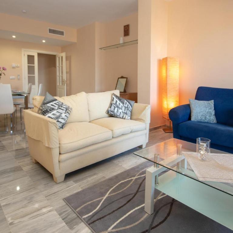 2 Bedroom Awesome Apartment In Marbella - Apartamento de 2 dormitorios - 4