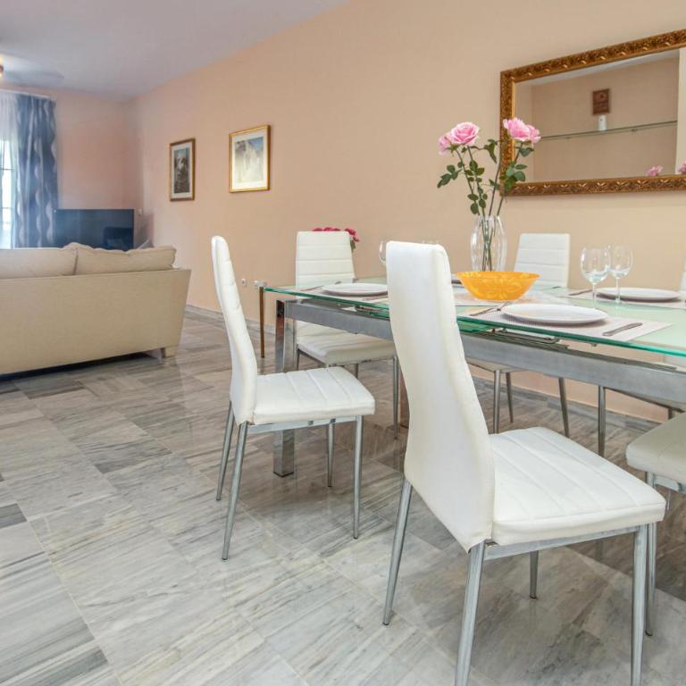 2 Bedroom Awesome Apartment In Marbella - Apartamento de 2 dormitorios - 19