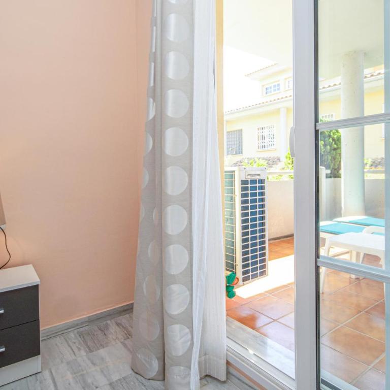 2 Bedroom Awesome Apartment In Marbella - Apartamento de 2 dormitorios - 23
