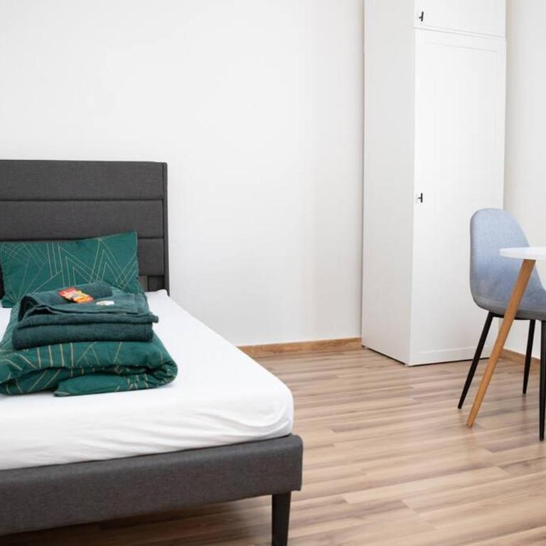 Helle 2-Zimmer Wohnung - Apartamento de 1 dormitorio - 2