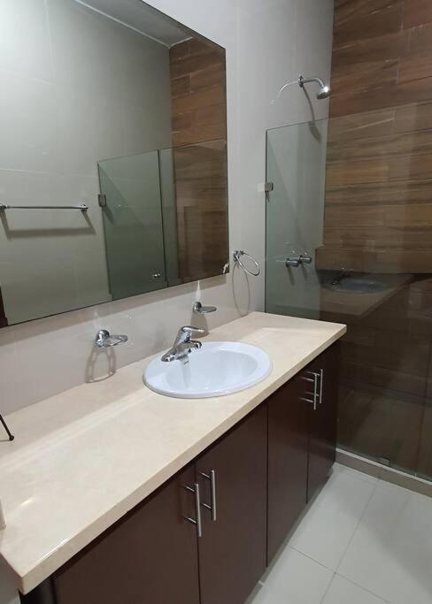 Marina Platino - Two-Bedroom Apartment - 10