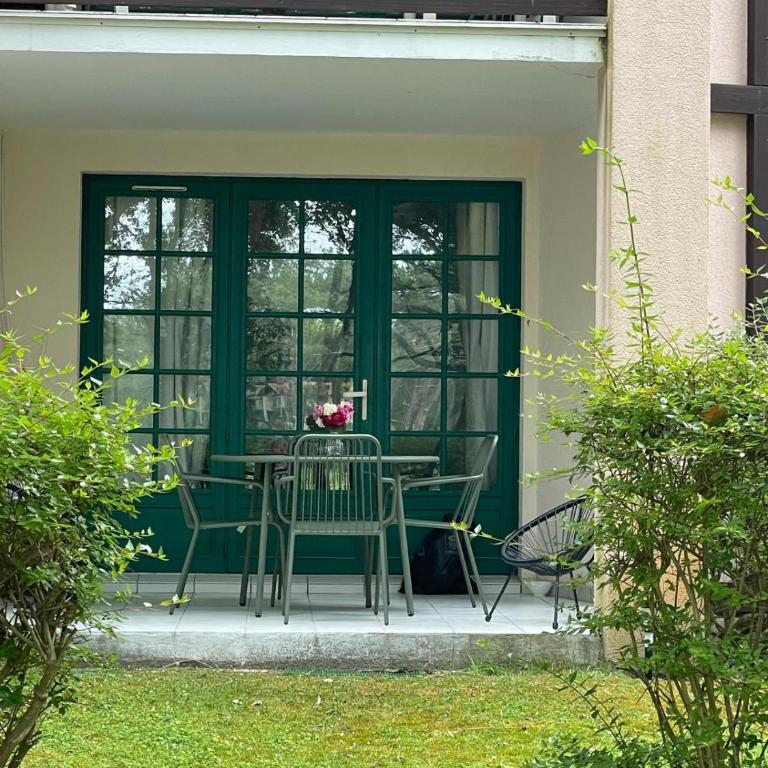 Quiet renovated nest with a nice view of the golf - Appartamento - 10