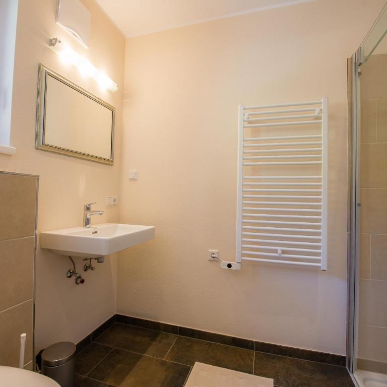 Bergerhof Alpin Lodge - Apartment mit 2 Schlafzimmmern und eigenem Pool - 16