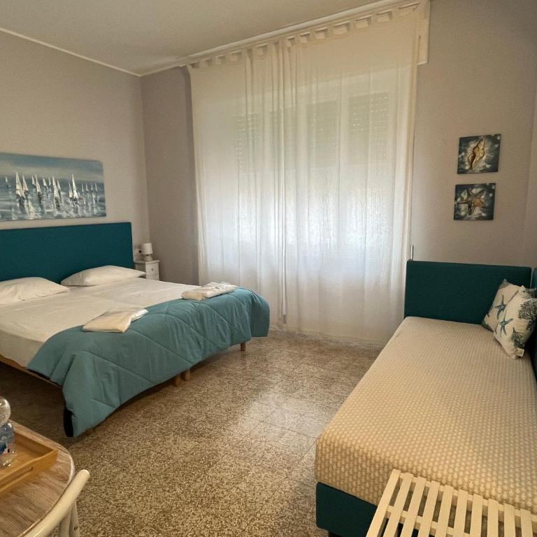 Bed and coffee Rooms Portoferraio - Camera Matrimoniale con Vista Giardino - 3