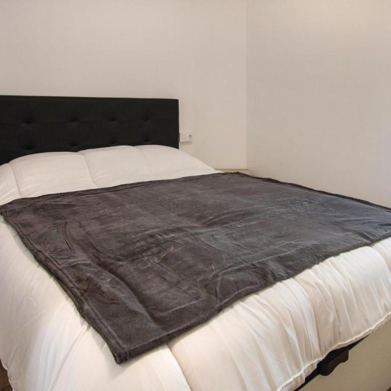 Cozy Apartment In Blanes With Wifi - Apartamento de 2 dormitorios - 9