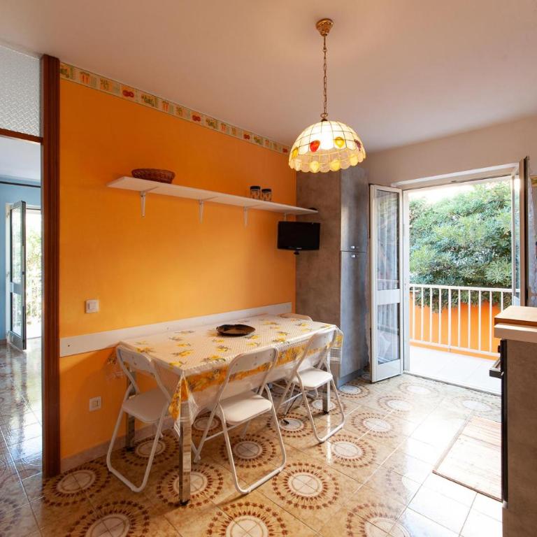 2 Bedroom Cozy Apartment In Castelsardo - Appartamento con 2 Camere da Letto - 12