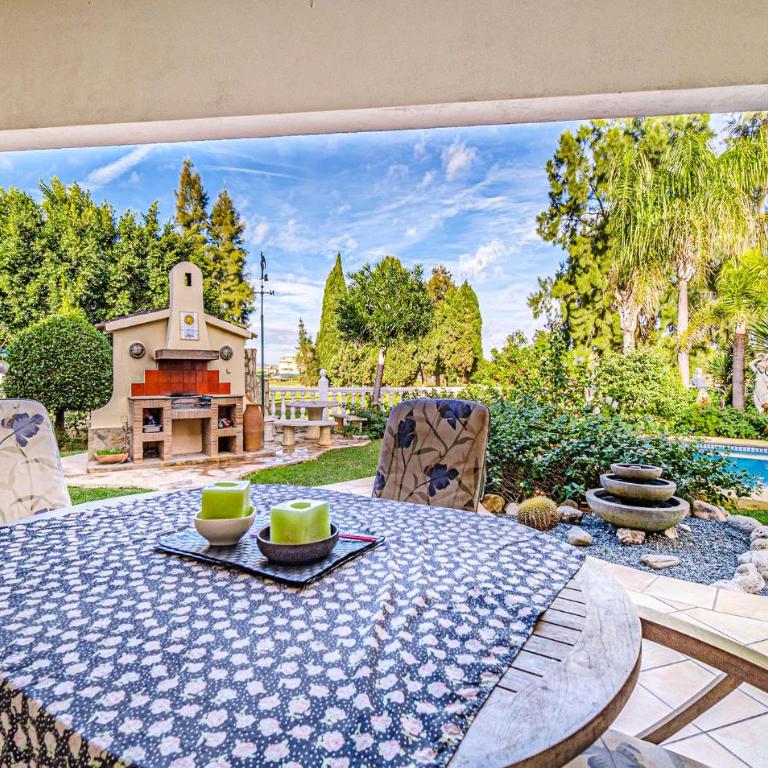 Stunning Home In Oliva - Casa de vacaciones de 2 dormitorios - 16